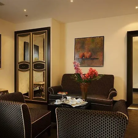Aqua Palace Otel Venedik