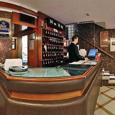 Montecarlo Ξενοδοχείο Βενετία
