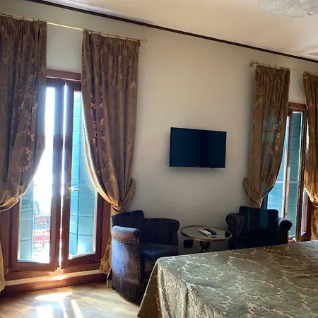 Hotel La Calcina 3*