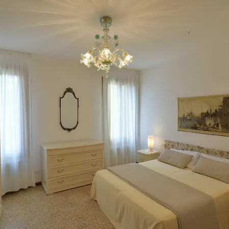 Apartment Campo Frari *