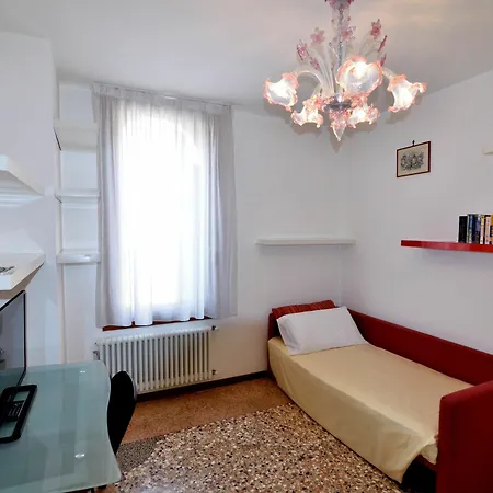 Apartment Campo Frari *