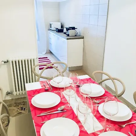 Lejlighed Central Apartment