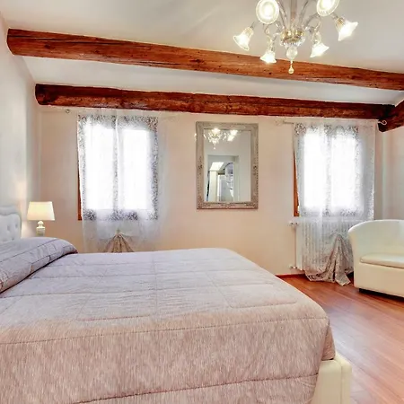 The Countess Apartment *