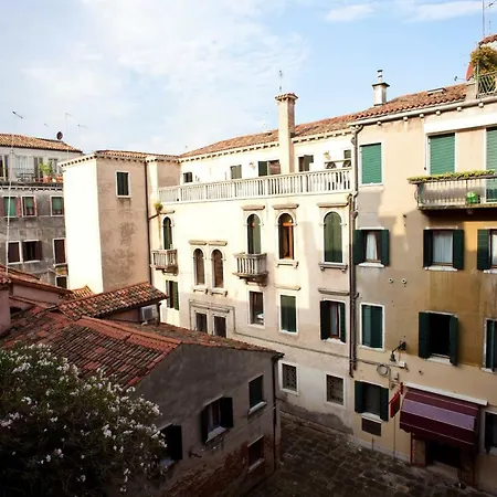 Apartment Al Mezzanino, Palazzo Torniello *