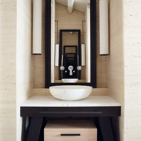 Palazzo Cristo Apartment *