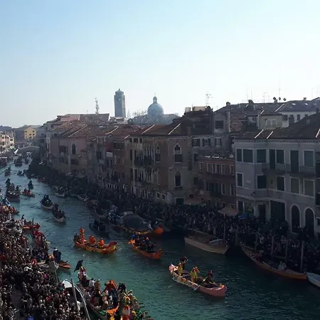 Rousseau's Appartamento Venezia
