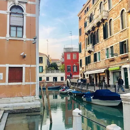 Apartment Ca'tronconi Ai Frari