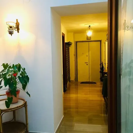Ca'tronconi Ai Frari Apartment