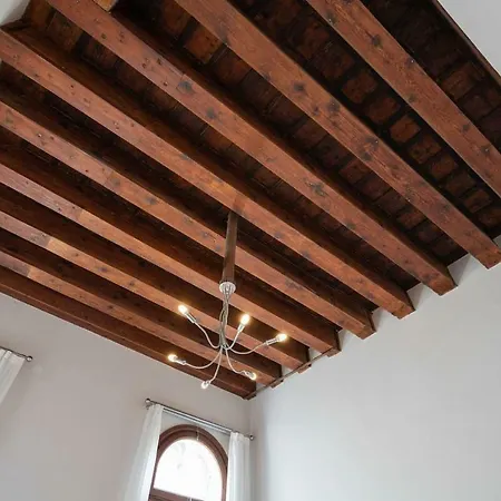 Ponte Raspi Canal View Apartment *