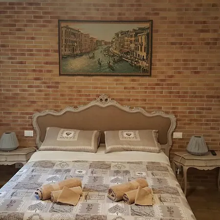 La Corte Incantata Venice