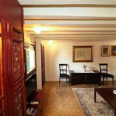 Apartment Al Mezzanino, Palazzo Torniello *