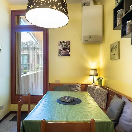 Terrazzina - Romantic Pied A Terre At The Heart Of Cannaregio District Appartamento *