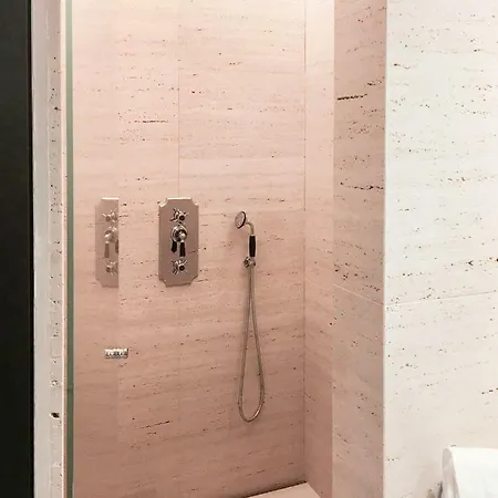 Palazzo Cristo Apartment
