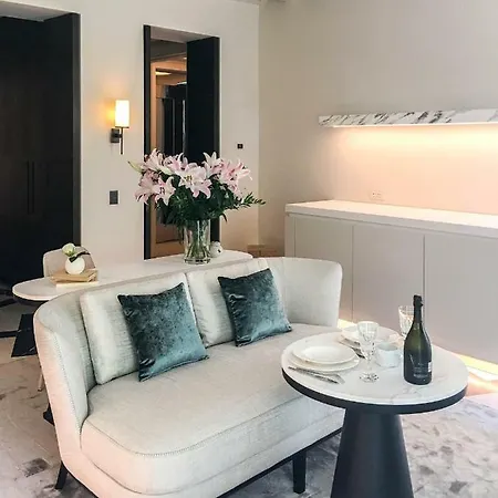 Palazzo Cristo Apartment *