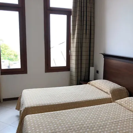 Isola Di San Servolo - Centro Hotel 3*