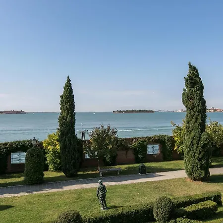 Isola Di San Servolo - Centro