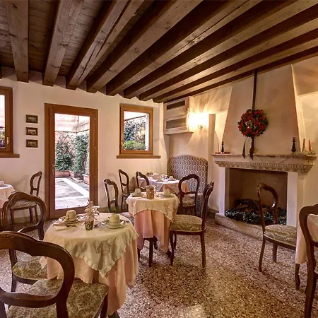 Hotel San Barnaba