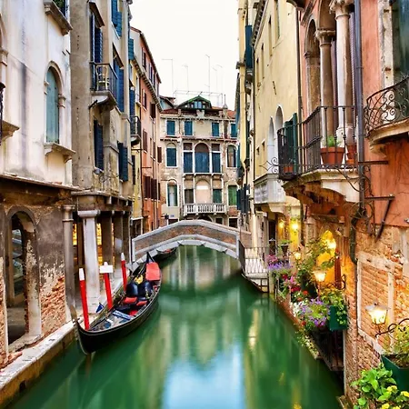 Sleep In Venezia