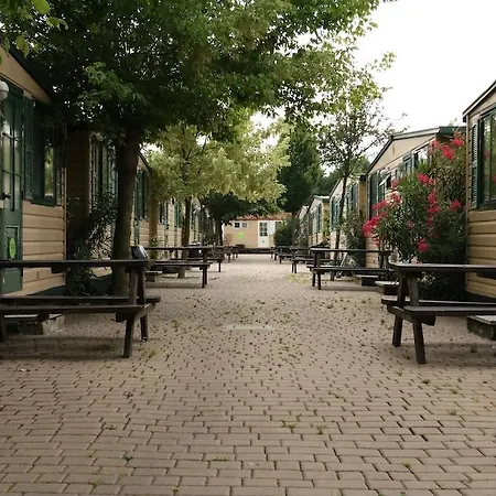 Glamping Hu In Town