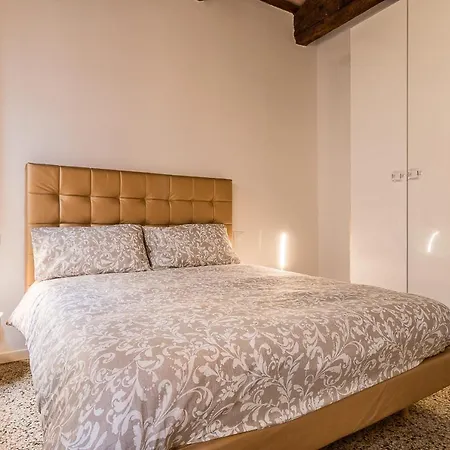 Venetian New Style @ Ca' D'oro Appartement Venise