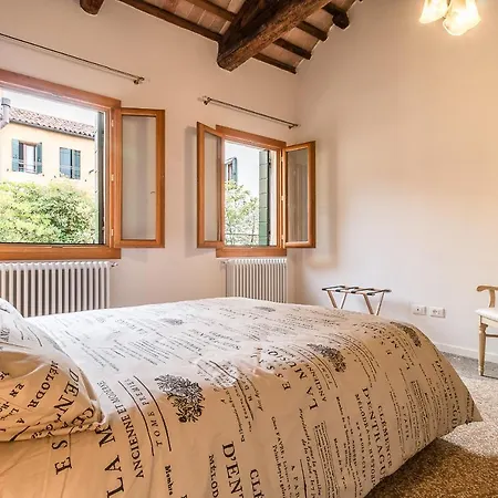 Venetian New Style @ Ca' D'oro Appartement