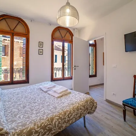 Apartment Amorucci House *