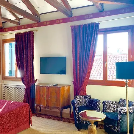 Hotel La Calcina 3* Venice